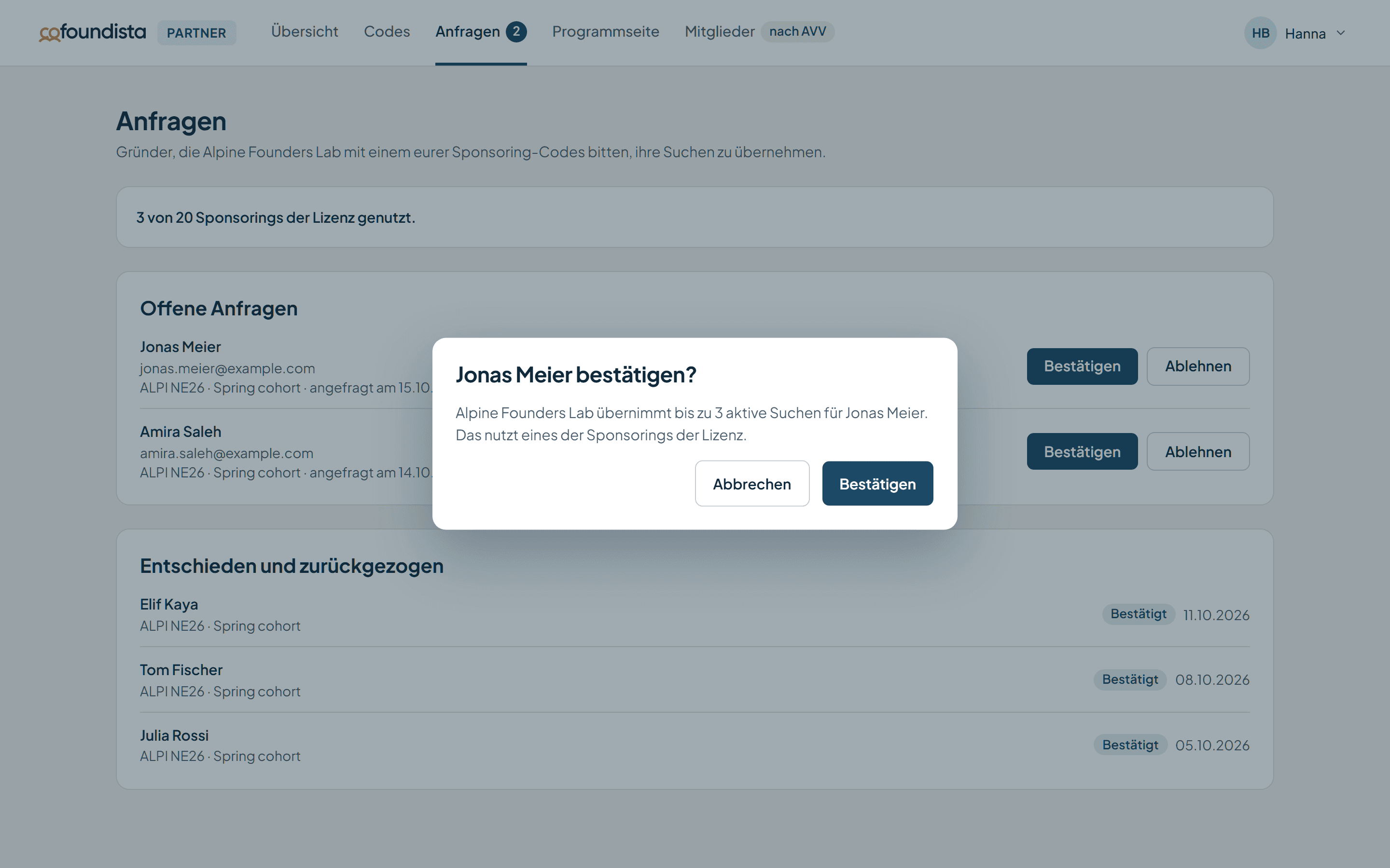 Das Partner-Portal auf einem Laptop: zwei offene Anfragen und die Rückfrage, bevor ein Sponsoring bestätigt wird.